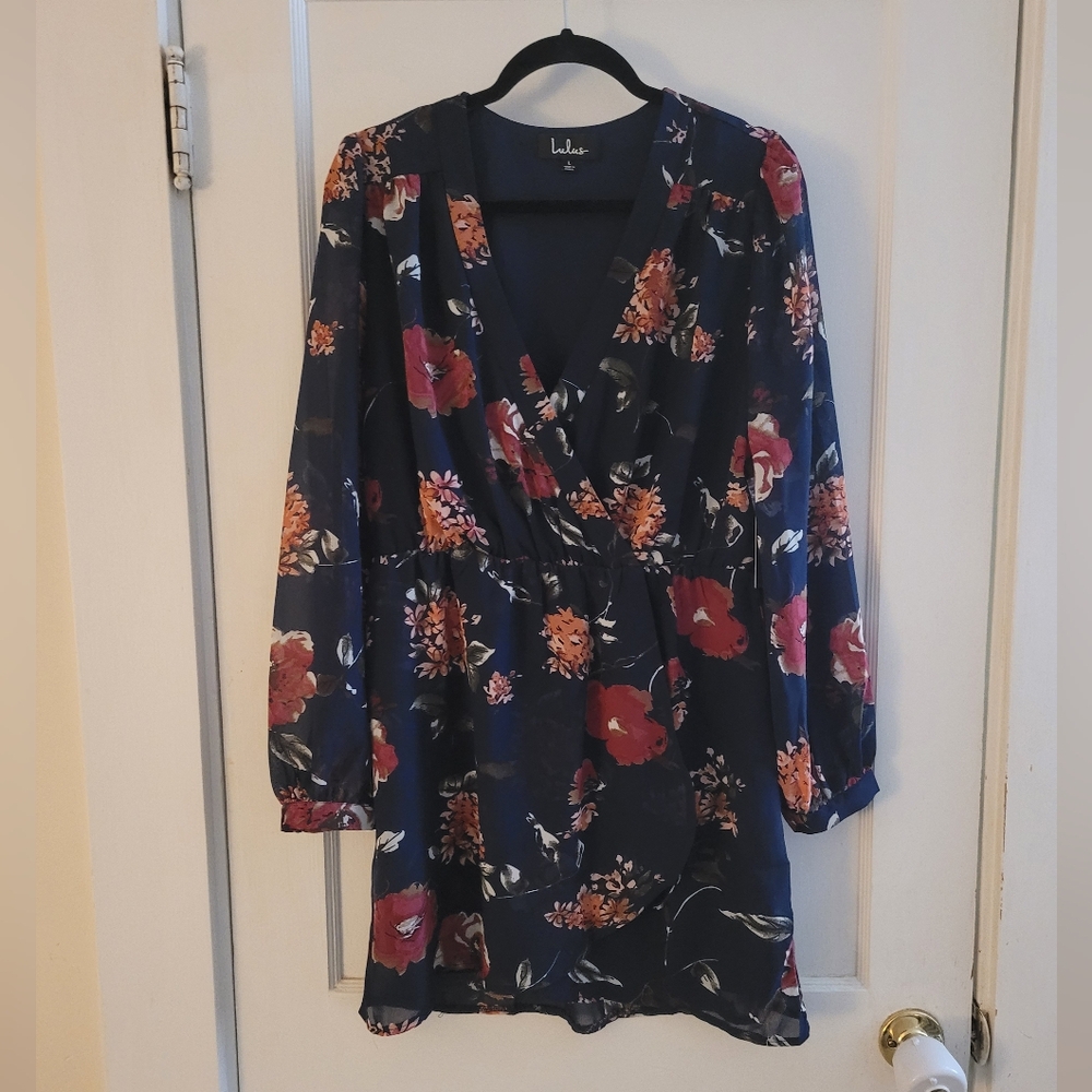 NWT Lulus loral dress